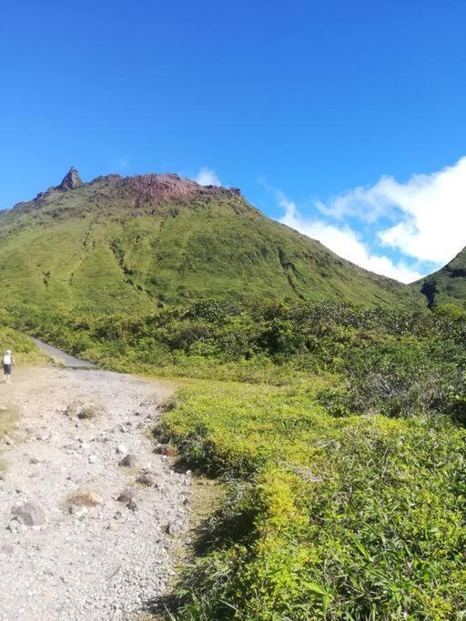 Haut De Villa Avec Vue Sur La Mer Sainte-Rose Eksteriør bilde